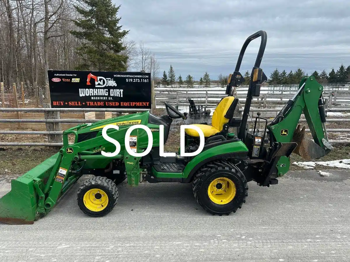 Gallery image 1 for 2017 John Deere 1025R Tractor