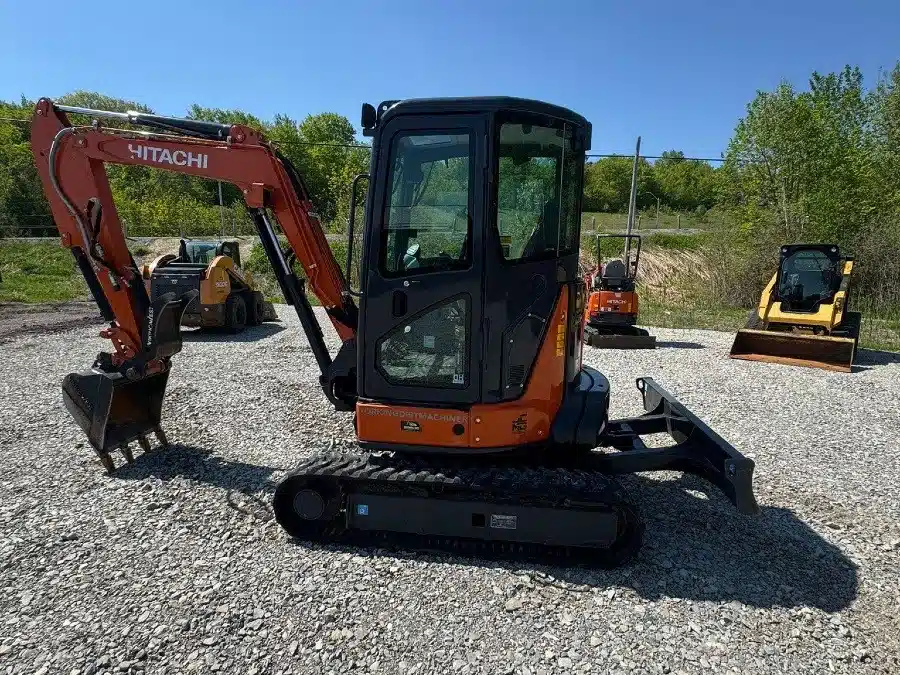 Photo de la Galerie 2 pour 2023 Hitachi ZAXIS 35U Excavatrice