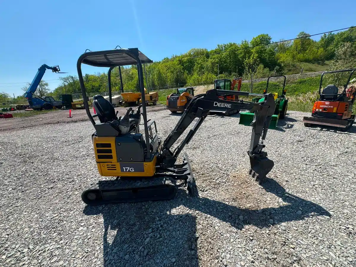 Photo de la Galerie 2 pour 2020 John Deere 17G Excavatrice
