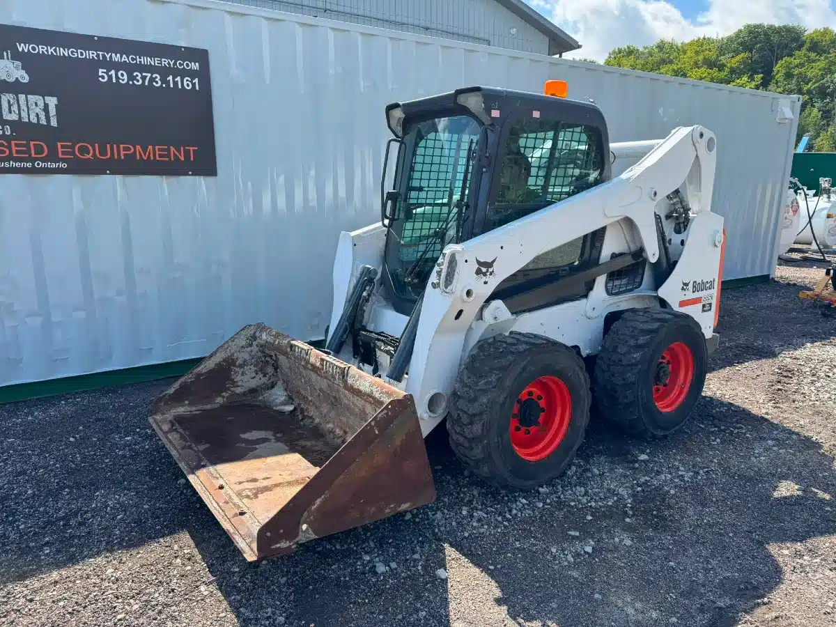 Photo de la Galerie 2 pour 2016 Bobcat S650 chargeuse à direction à glissement