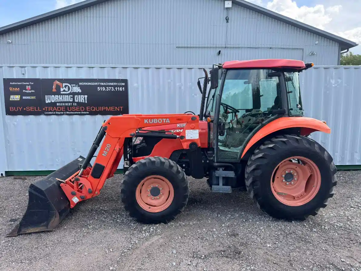 Photo de la Galerie 1 pour 2010 Kubota M7040 Tracteur