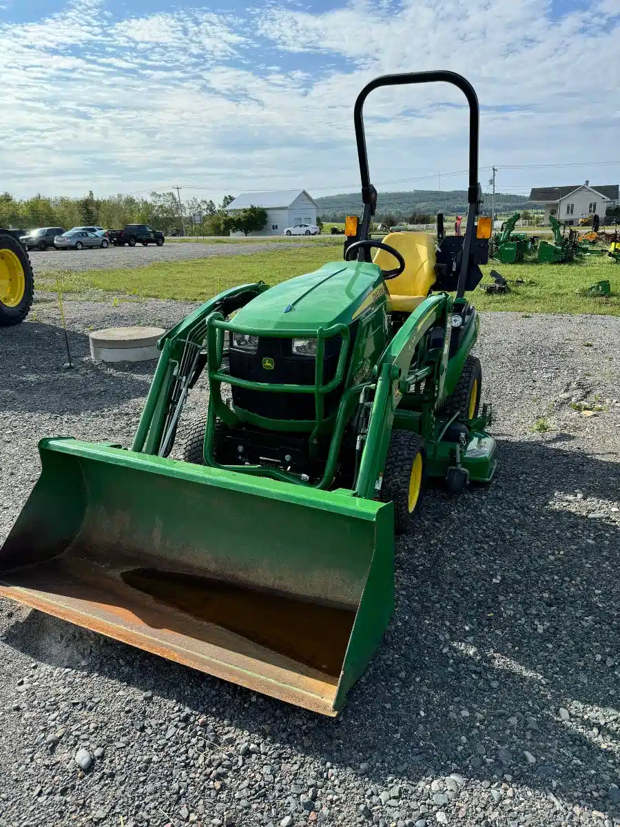Gallery image 1 for Used 2018 John Deere 1025R Tractor