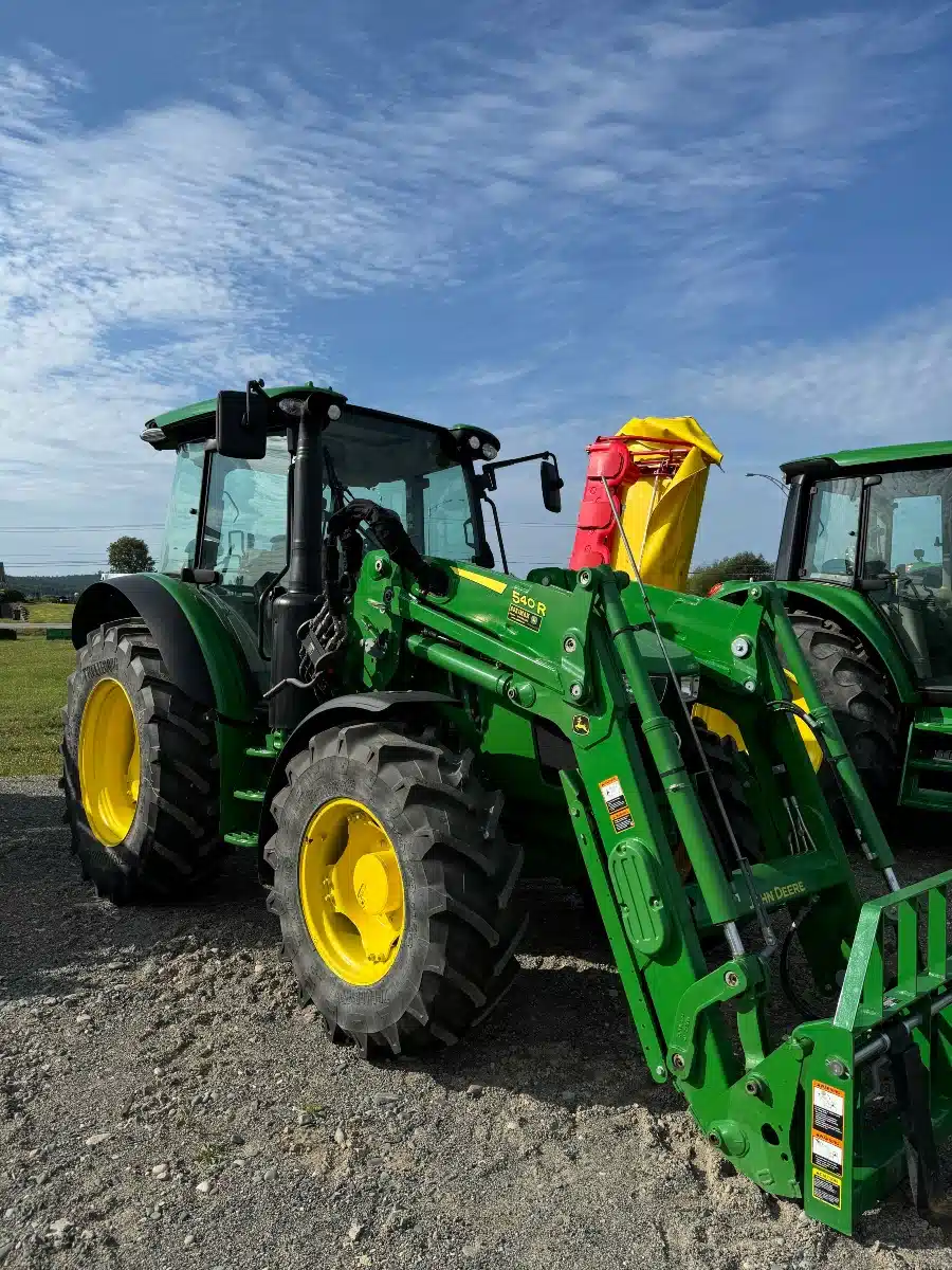 Gallery image 1 for Used 2018 John Deere 5125R Tractor