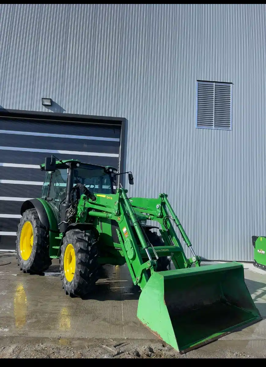 Gallery image 1 for Used 2018 John Deere 5125R Tractor