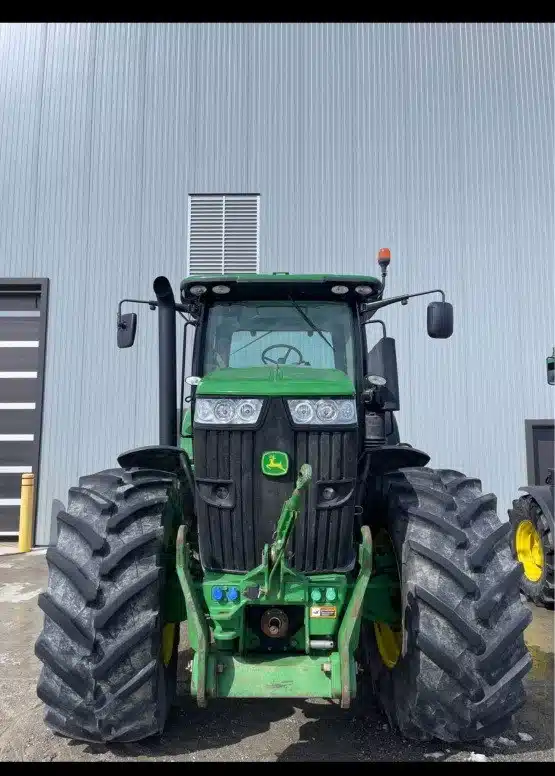 Gallery image 2 for Used 2012 John Deere 7230R Tractor