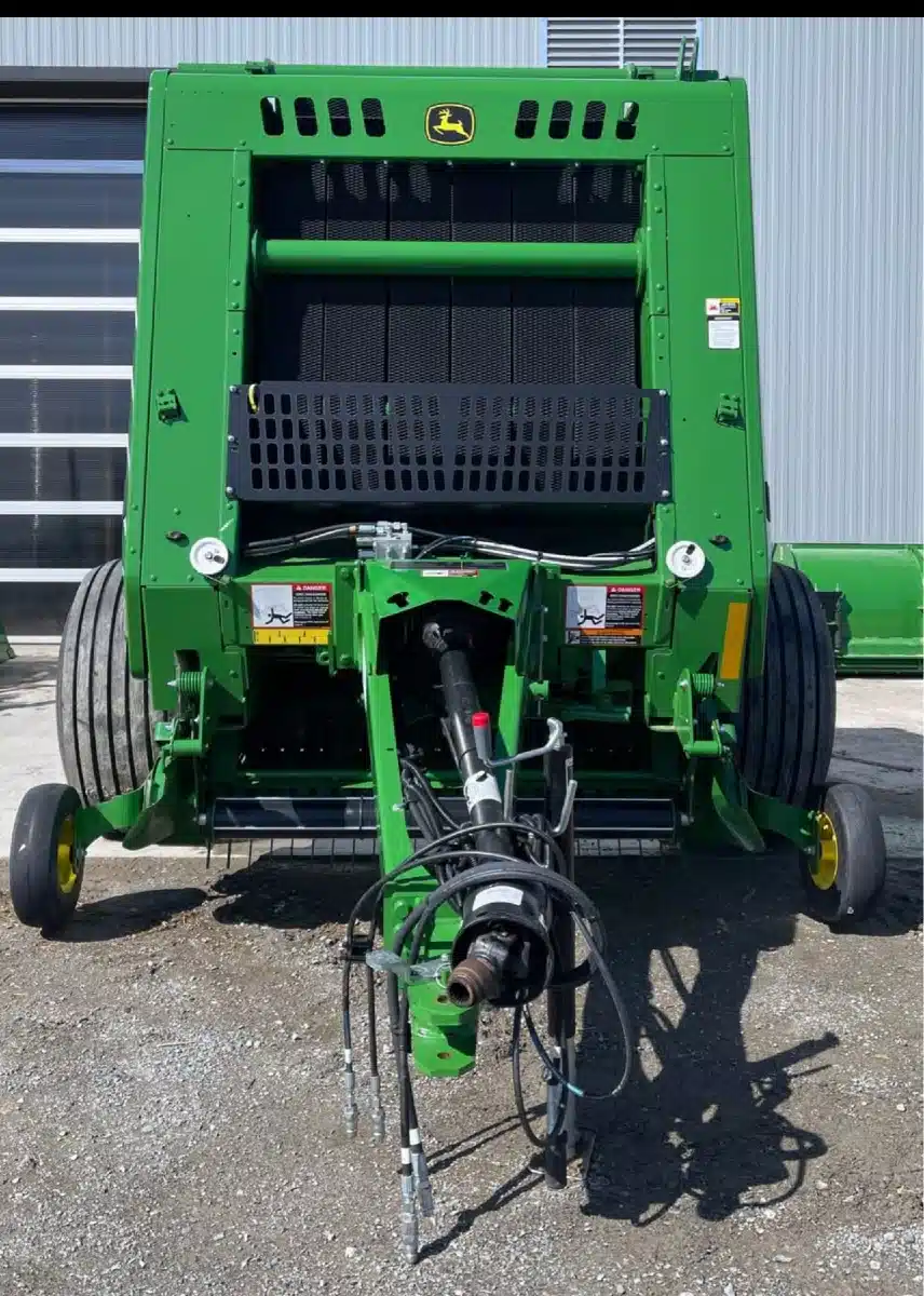 Gallery image 2 for New 2024 John Deere 451M Round Baler