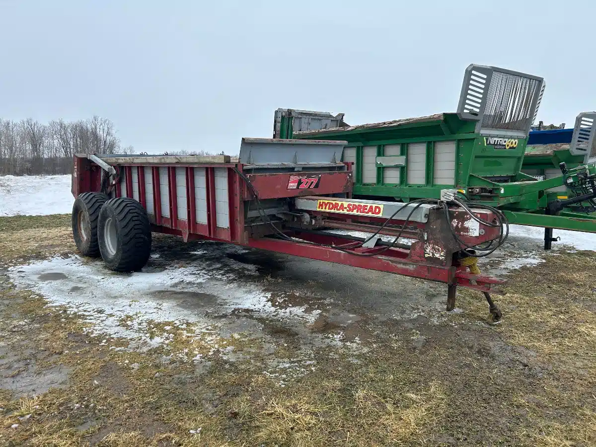 Gallery image 2 for Used Hagedorn HYDRA-SPREAD 277 Manure Spreader