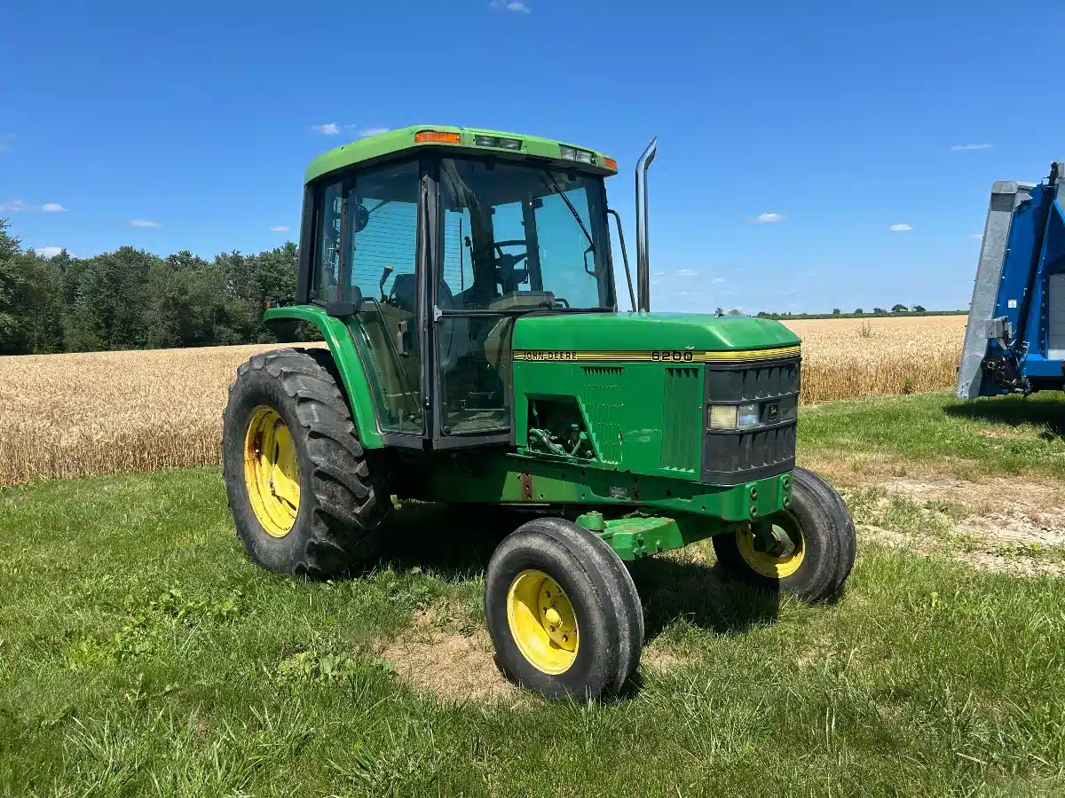 Gallery image 2 for Used John Deere 6200 Tractor