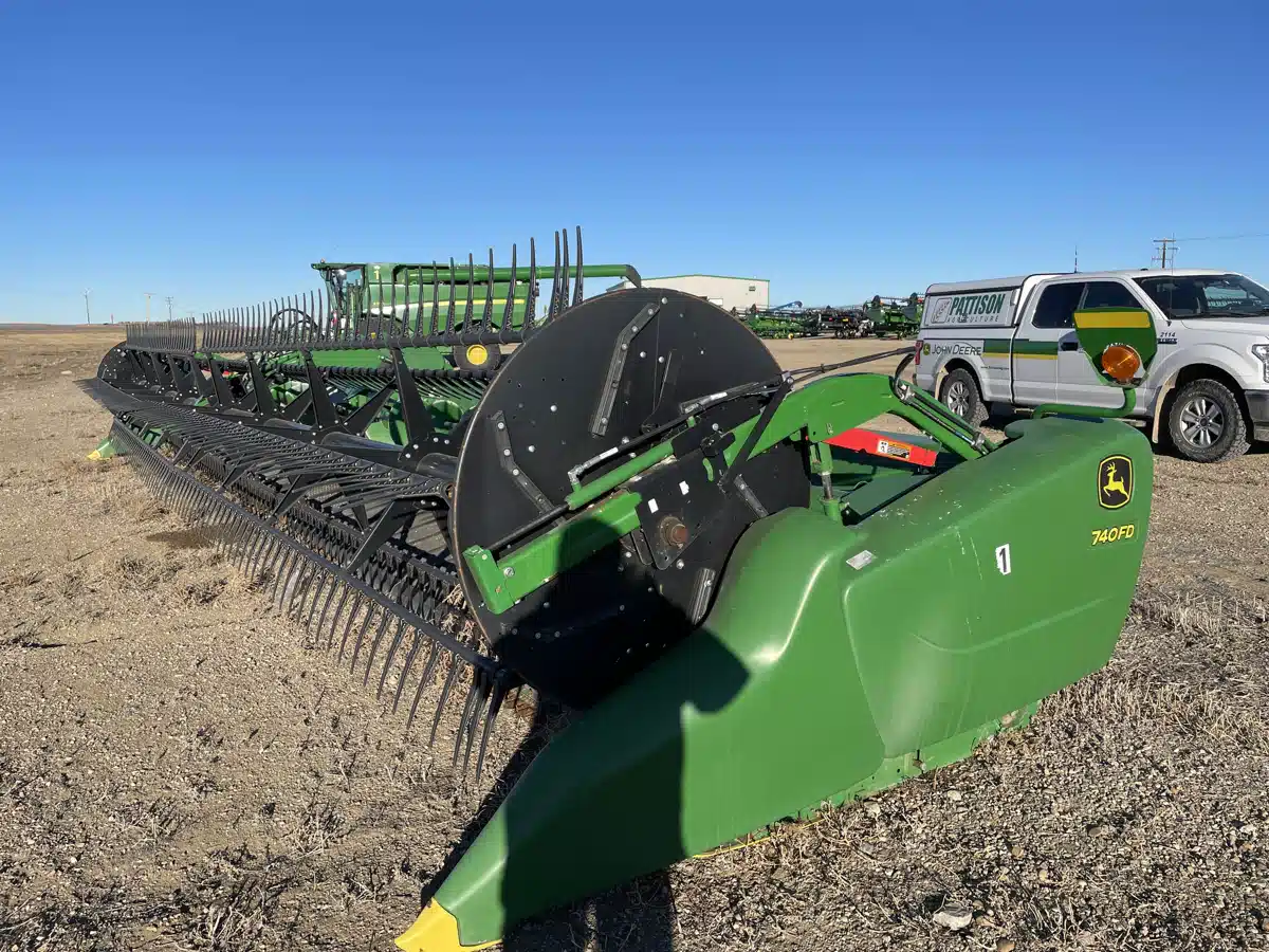 Gallery image 2 for Used 2019 John Deere 740FD Header - Flex Draper