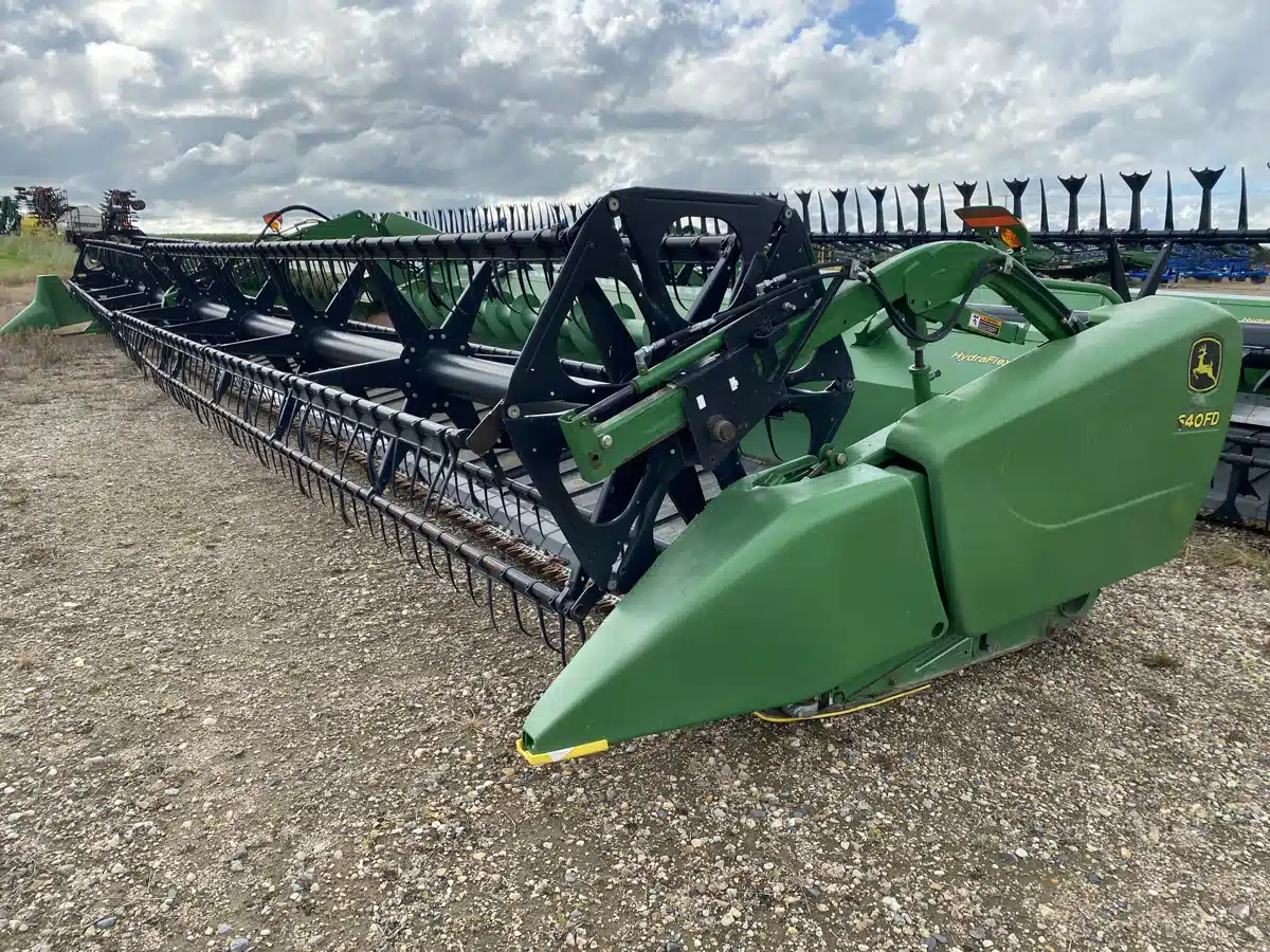 Gallery image 2 for Used 2012 John Deere 640FD Header - Flex Draper