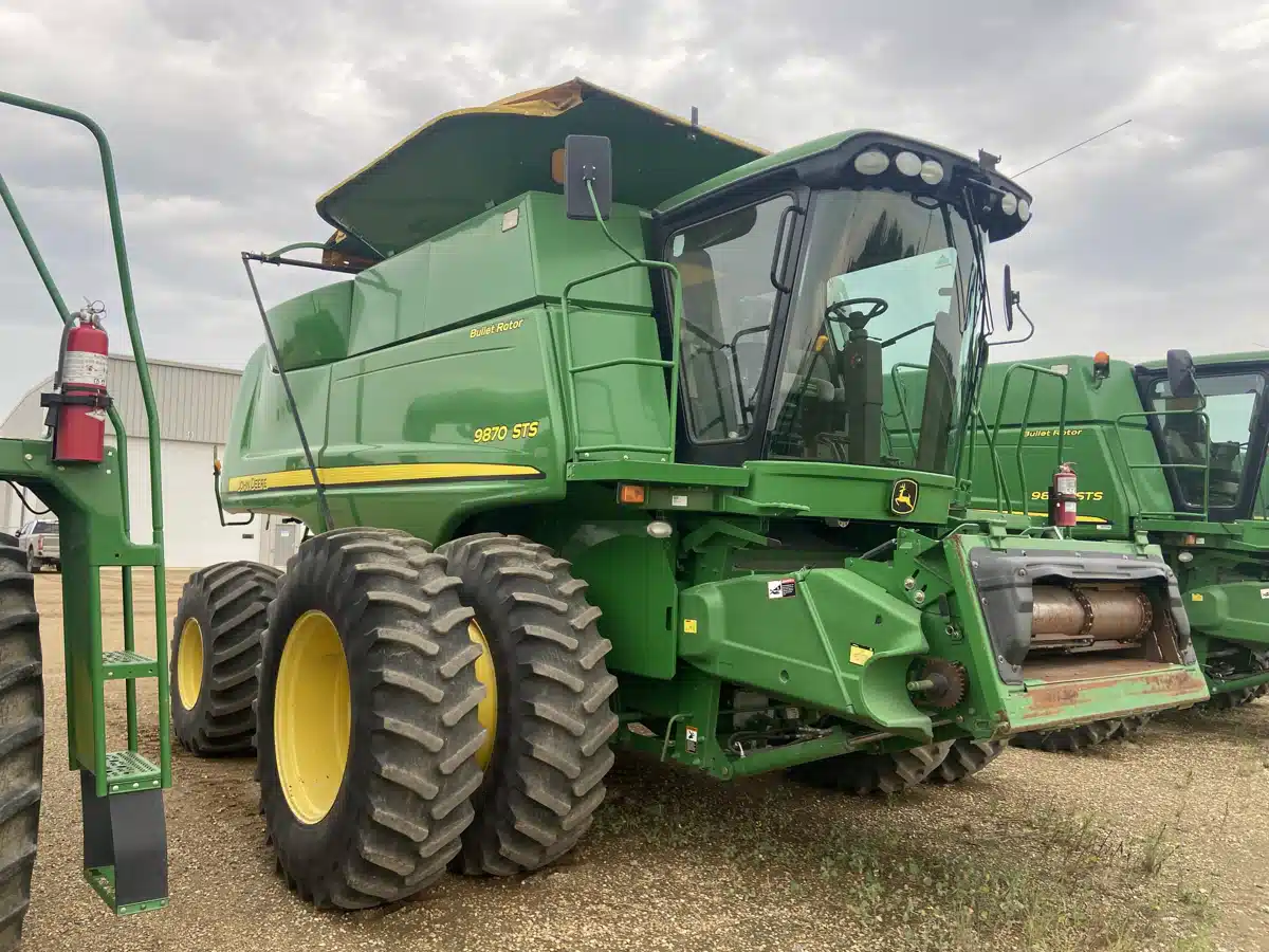 Gallery image 2 for Used 2009 John Deere 9870 STS Combine