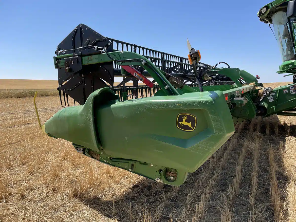 Gallery image 2 for Used 2022 John Deere RD40F Header - Flex Draper