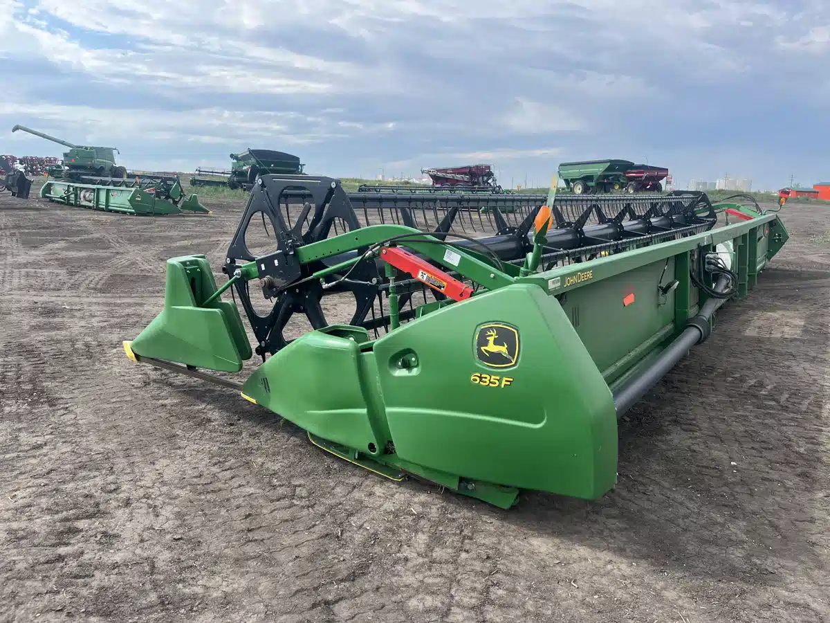 Gallery image 2 for Used 2018 John Deere 635 Header - Flex Draper