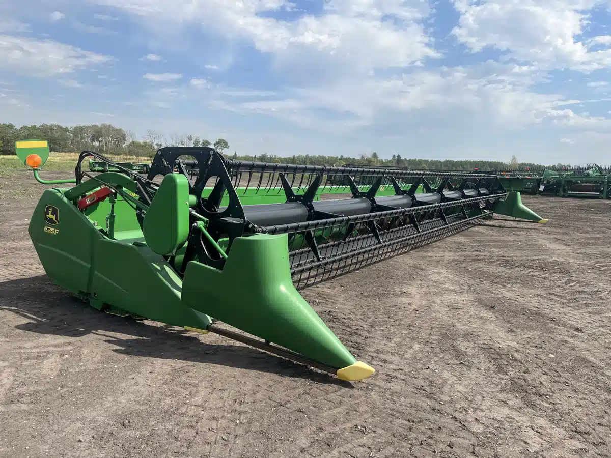 Gallery image 1 for Used 2018 John Deere 635 Header - Flex Draper