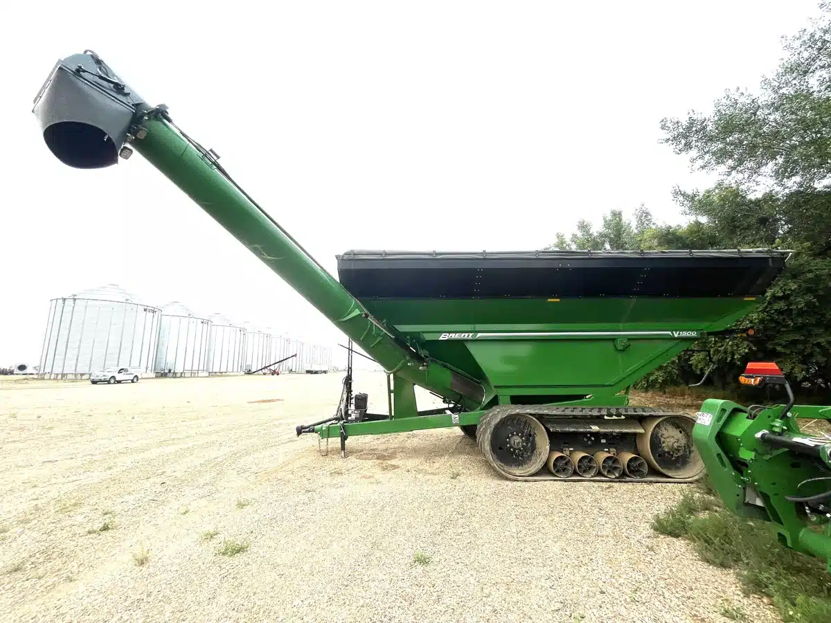 Gallery image 2 for Used 2019 Brent V1500 Grain Cart