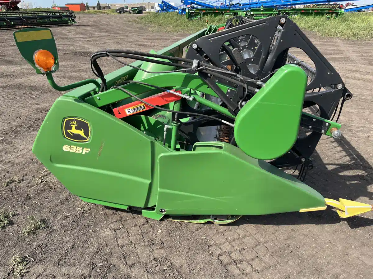 Gallery image 2 for Used 2018 John Deere 635 Header - Flex Draper