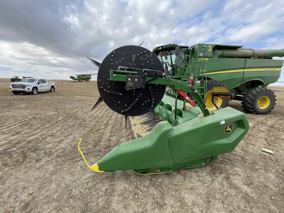 Gallery image 2 for Used 2021 John Deere RD40F Header - Flex Draper