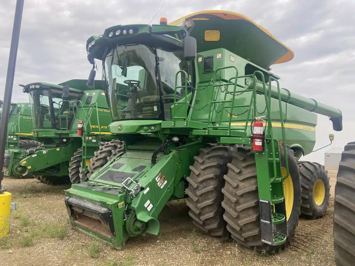 Gallery image 1 for Used 2018 John Deere S790 Combine