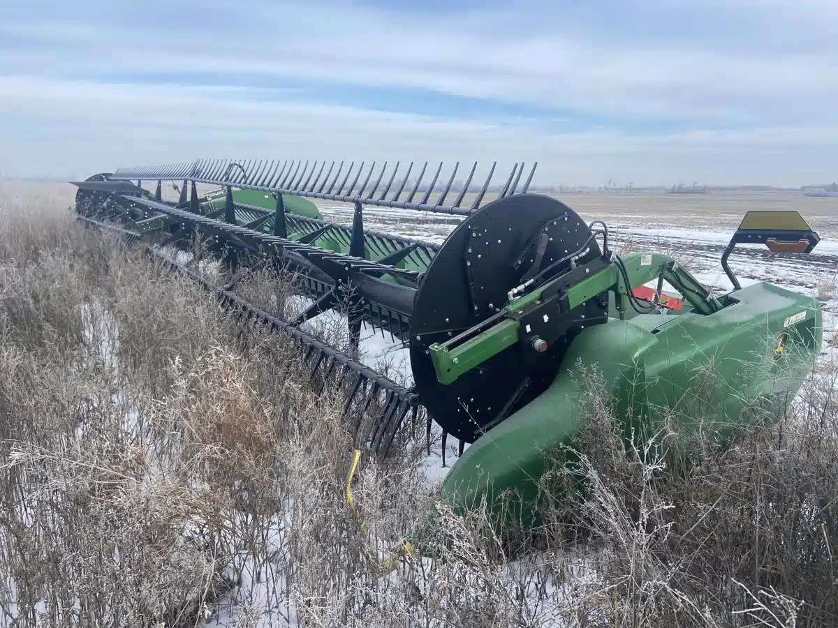 Gallery image 1 for Used 2023 John Deere RD40F Header - Flex Draper