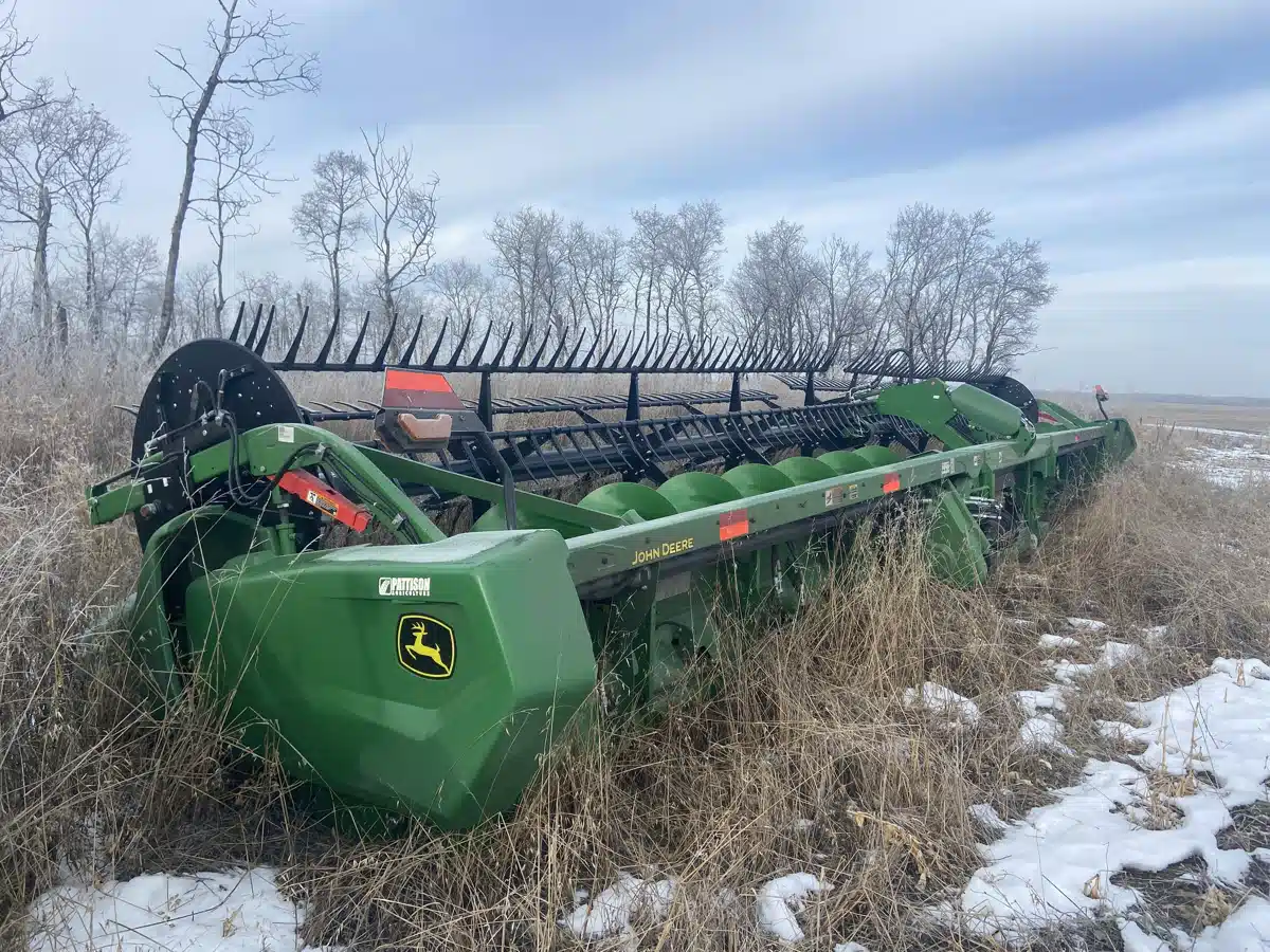 Gallery image 2 for Used 2023 John Deere RD40F Header - Flex Draper