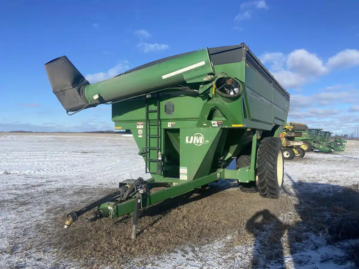 Gallery image 1 for Used 2010 Unverferth 1315 Grain Cart