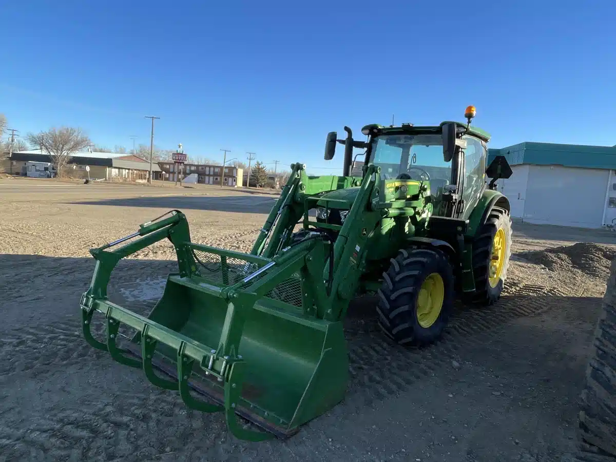 Gallery image 1 for Used 2021 John Deere 6130R Tractor