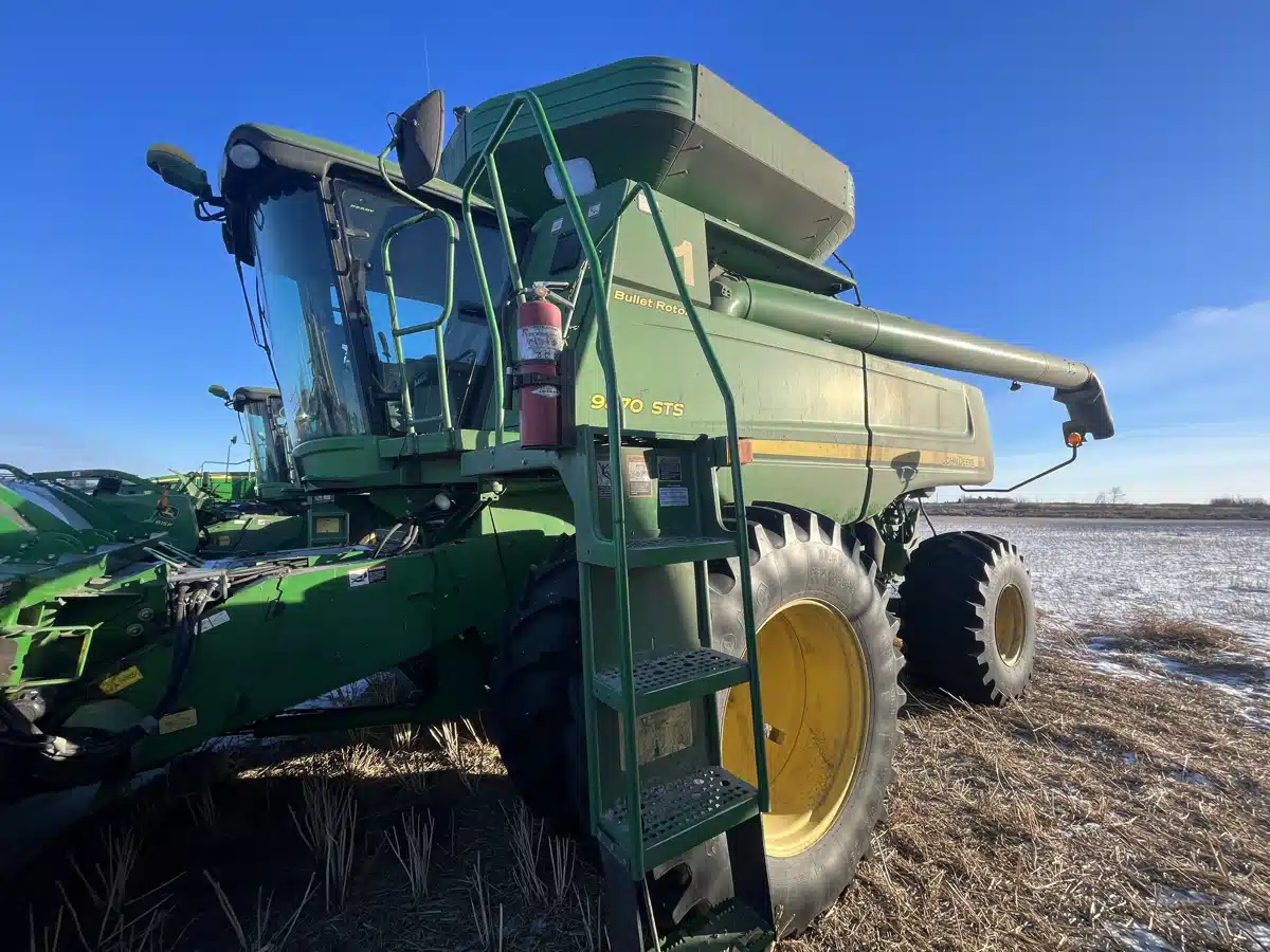 Gallery image 2 for 2008 John Deere 9870 STS Combine