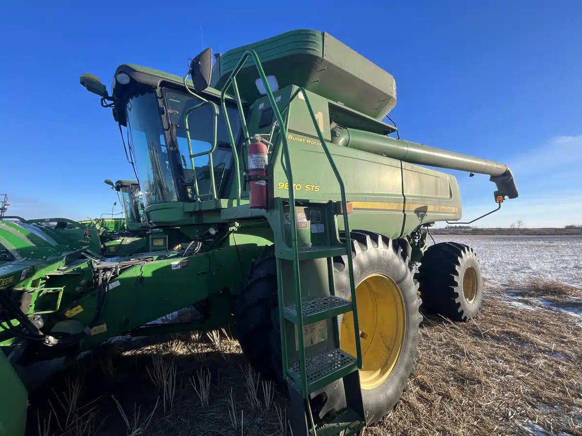 Gallery image 1 for 2008 John Deere 9870 STS Combine