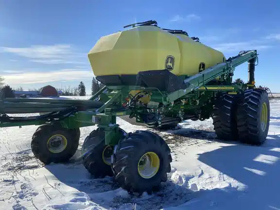 Used 2016 John Deere 1910 Air Cart 