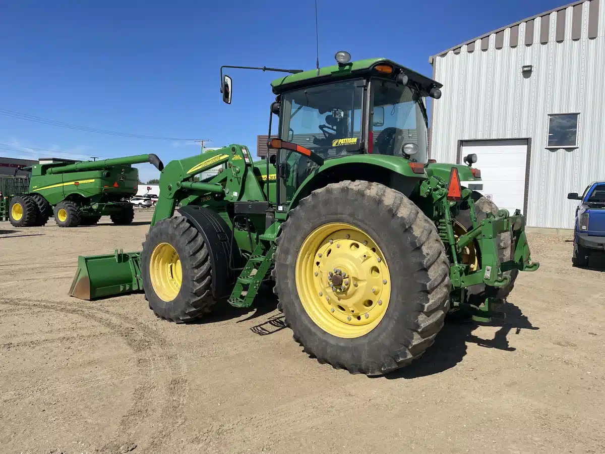 Gallery image 2 for Used 2011 John Deere 7930 Tractor