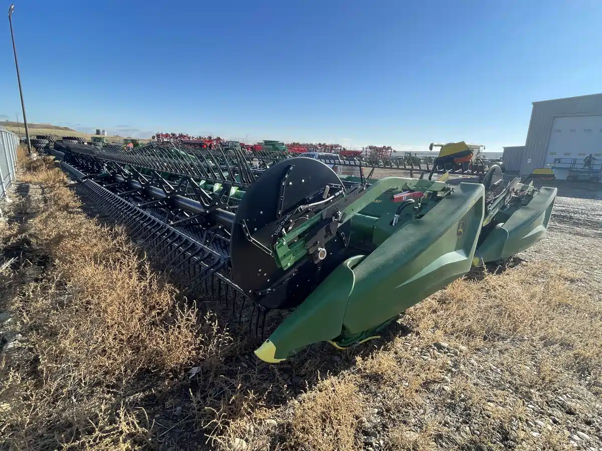 Gallery image 1 for Used 2022 John Deere HD45F Header - Flex Draper