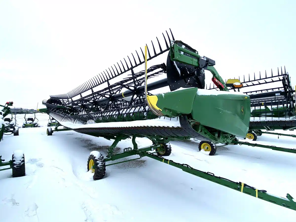 Gallery image 2 for Used 2023 John Deere HD45F Header - Flex Draper