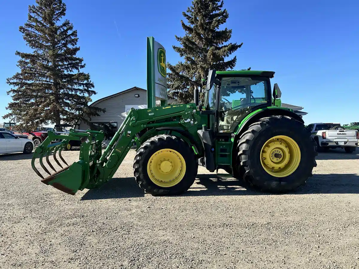 Gallery image 2 for Used 2021 John Deere 6175R Tractor