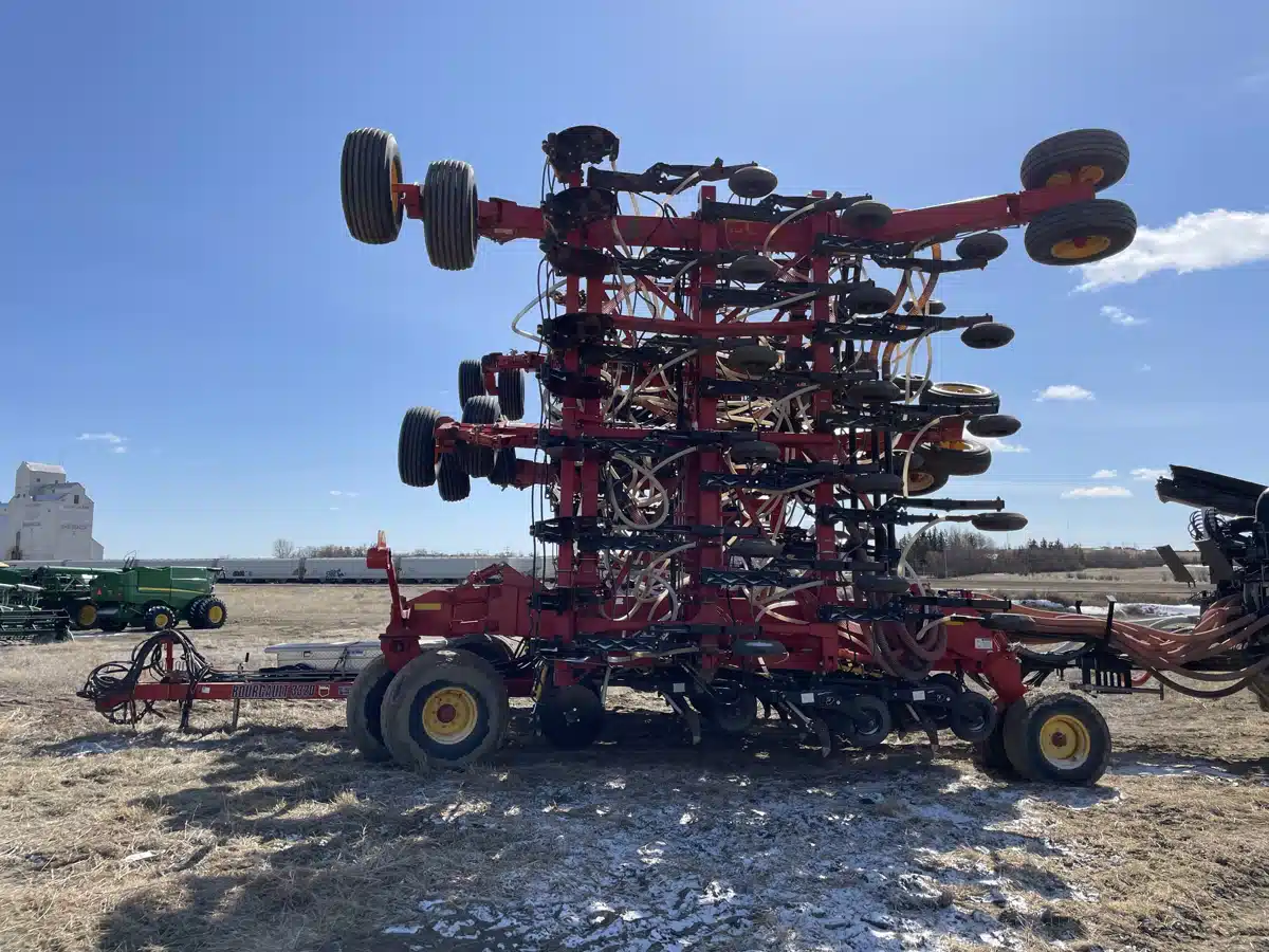 Gallery image 2 for Used 2015 Bourgault 3320-66 Air Drill