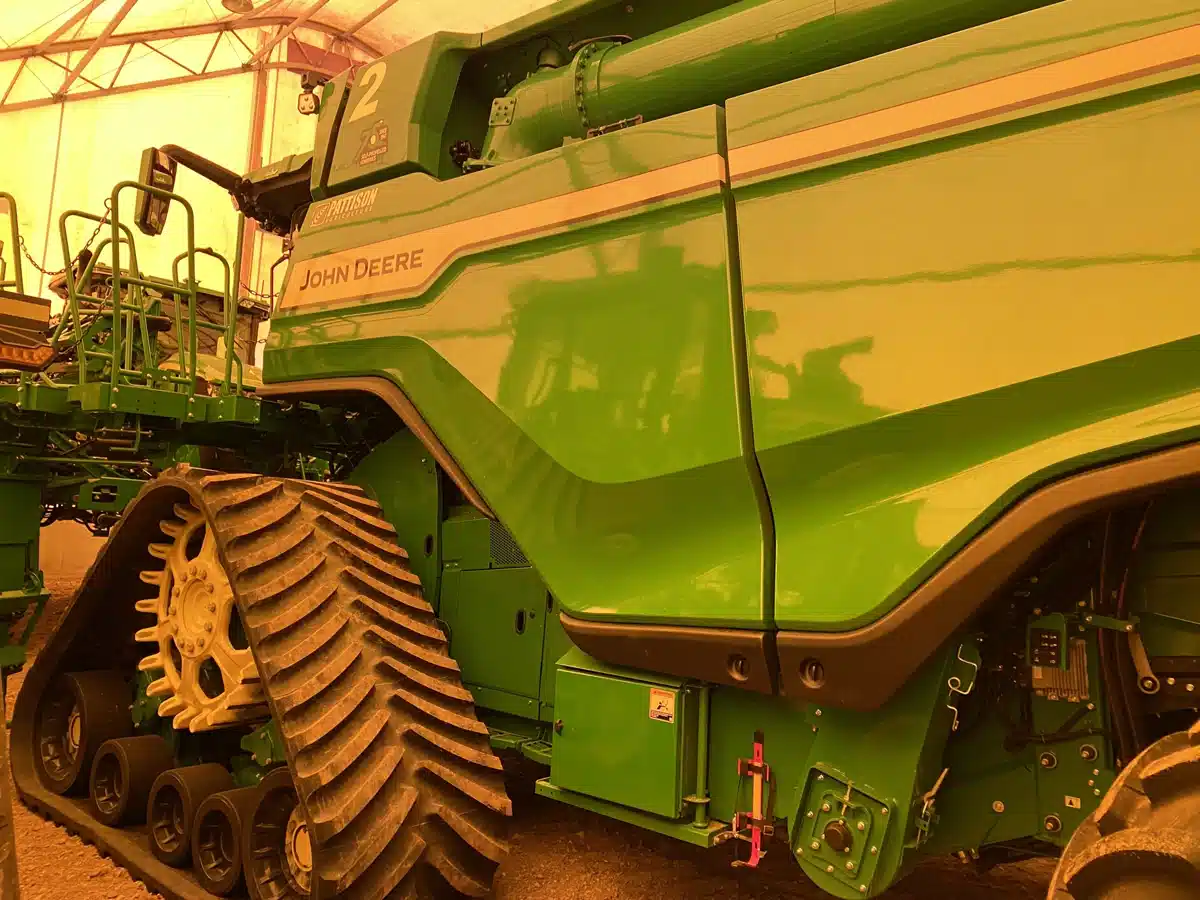 Gallery image 2 for Used 2022 John Deere X9 1100 Combine
