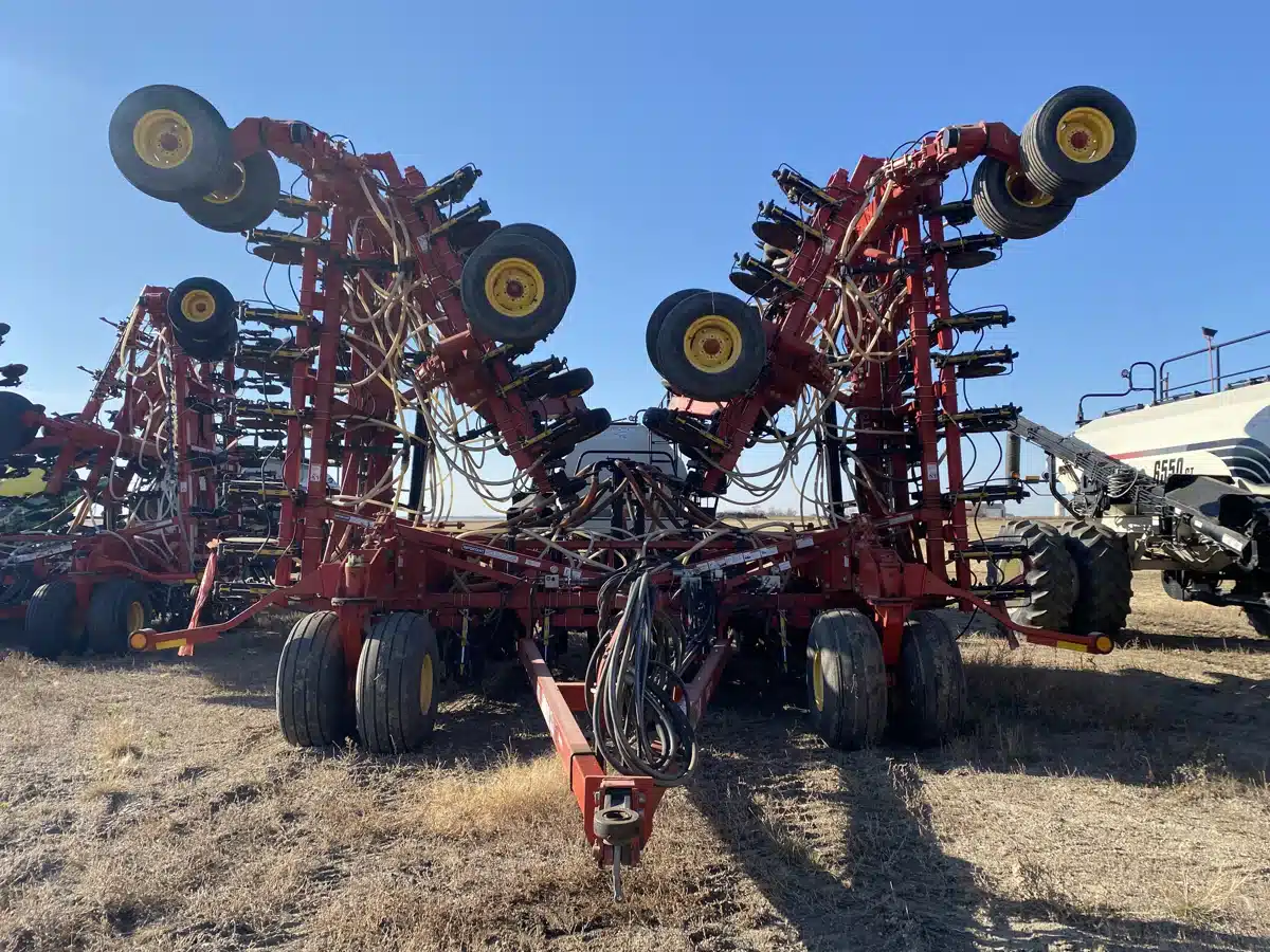 Gallery image 2 for Used 2013 Bourgault 3320-66 Air Drill