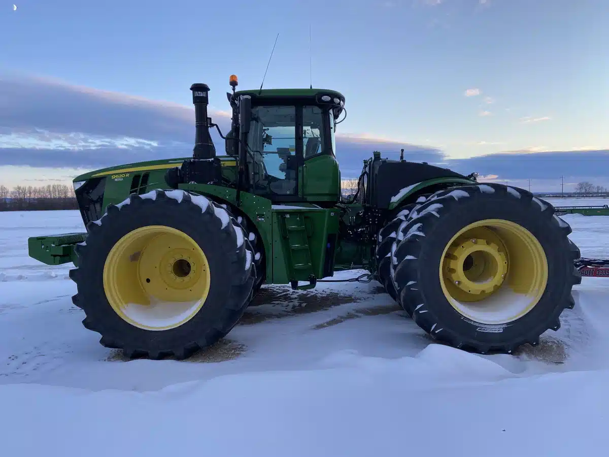 Gallery image 2 for Used 2020 John Deere 9620R Tractor