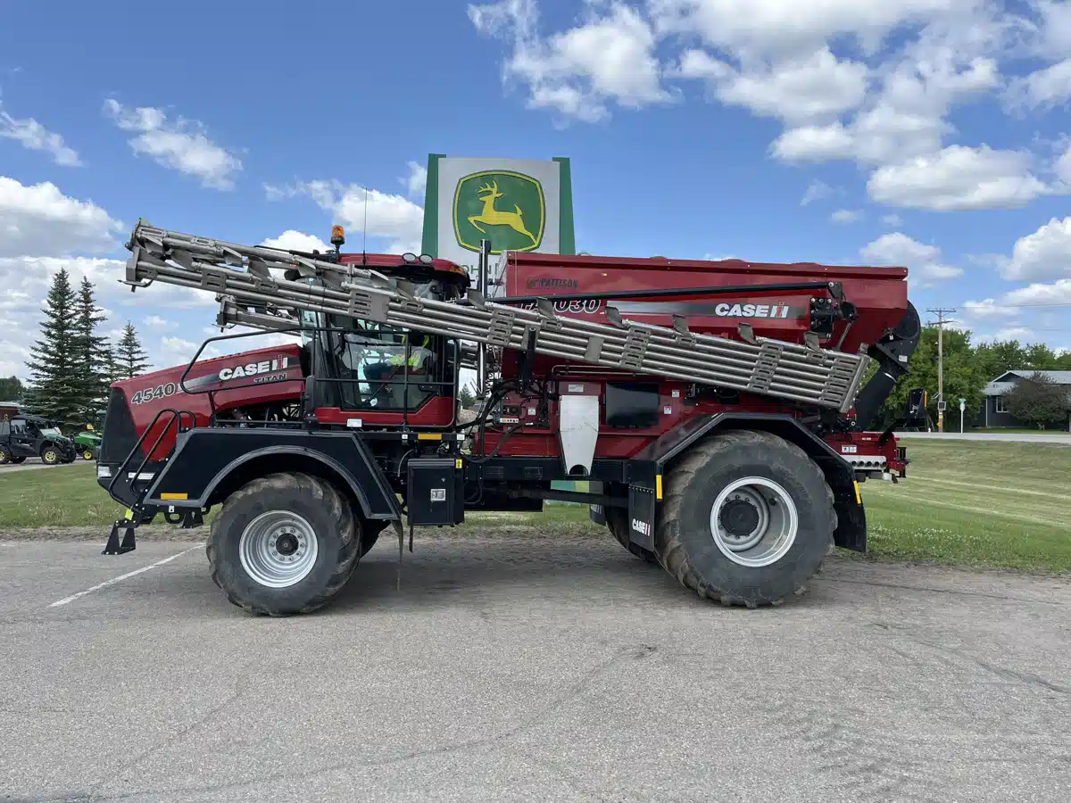Gallery image 2 for Used 2023 Case IH TITAN 4540 Floater
