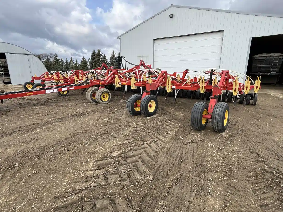 Gallery image 1 for Used 2008 Bourgault 5710-54 Air Drill
