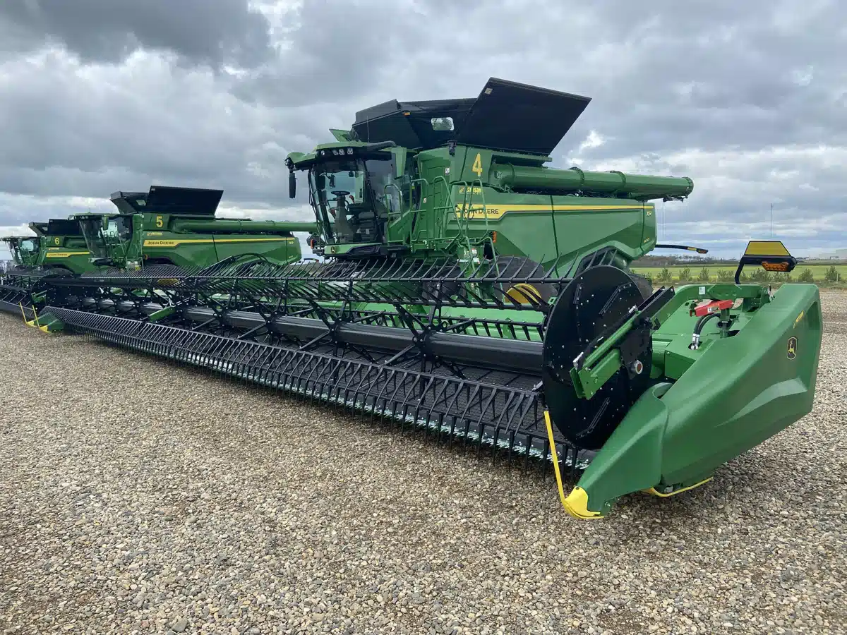Gallery image 2 for Used 2023 John Deere HD50R Header Combine