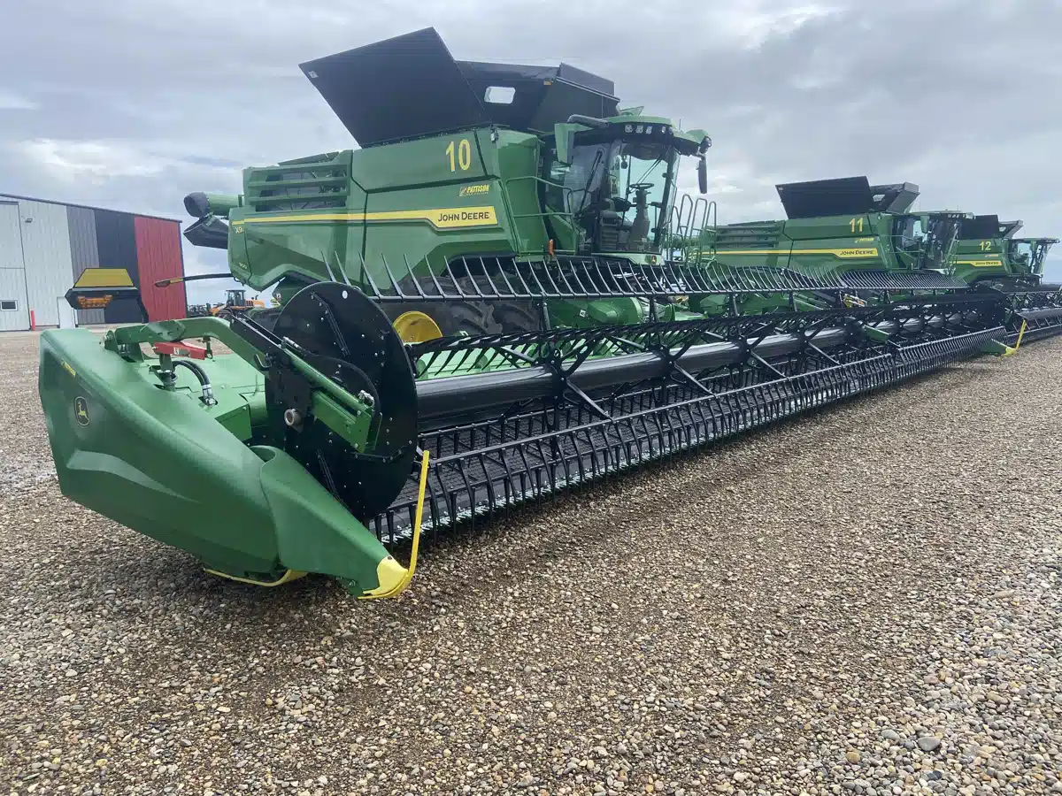 Gallery image 2 for Used 2023 John Deere HD50R Header Combine