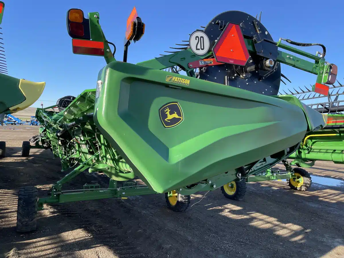 Gallery image 2 for Used 2023 John Deere HD45F Header - Flex Draper
