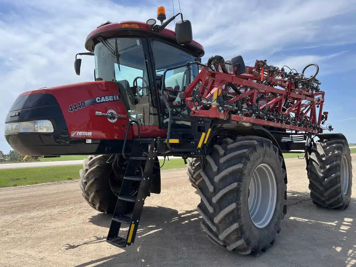 Gallery image 1 for Used 2017 Case IH PATRIOT 4440 Sprayer - Self Propelled