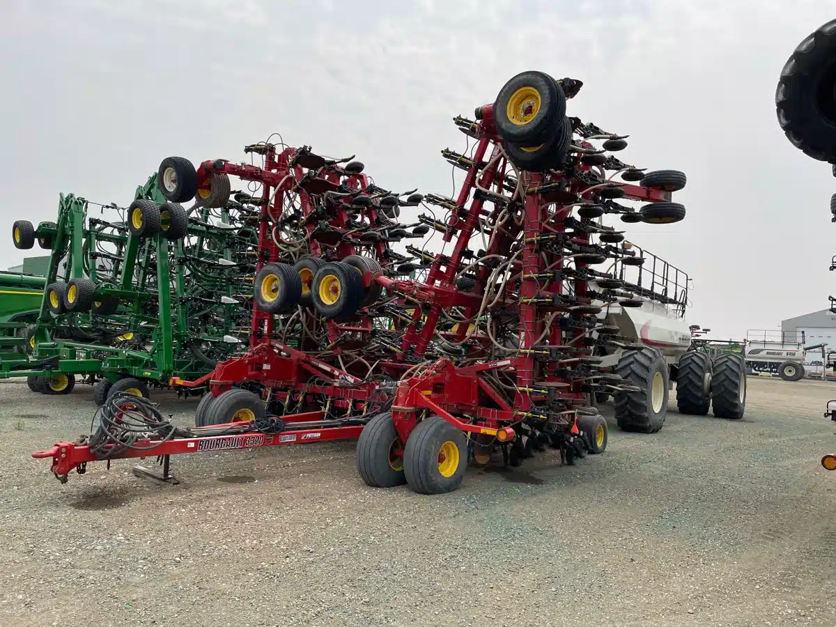 Gallery image 1 for Used 2015 Bourgault 3320-76 Air Drill