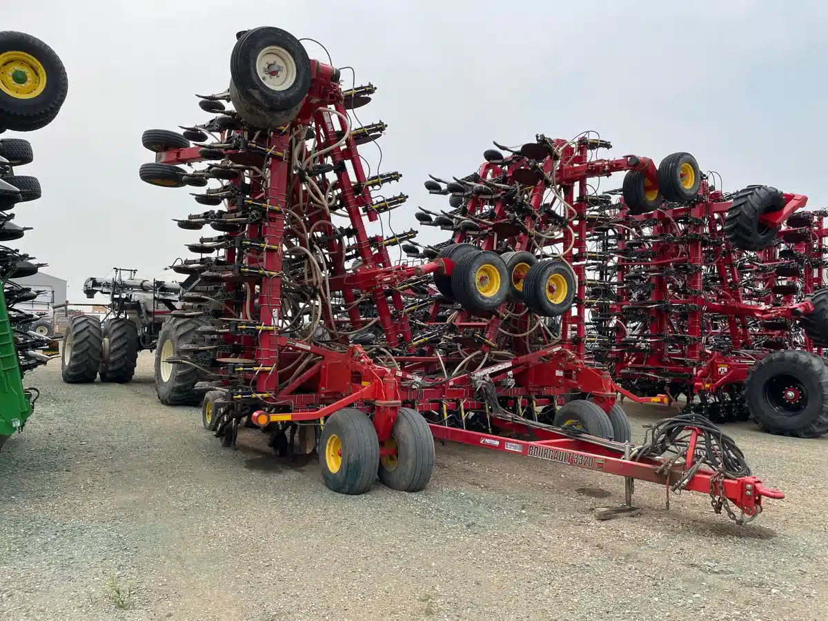 Gallery image 2 for Used 2015 Bourgault 3320-76 Air Drill