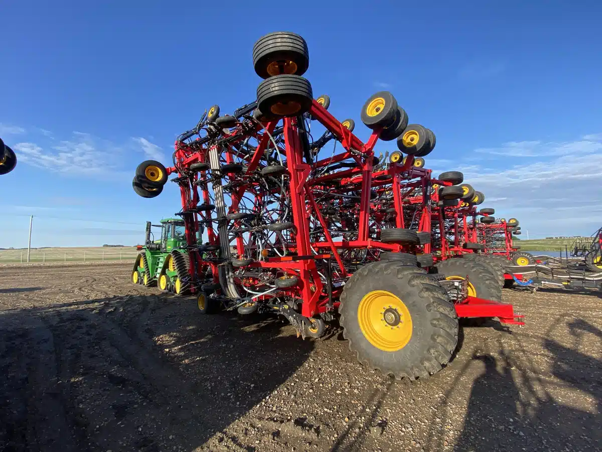 Gallery image 2 for Used 2023 Väderstad 8412 Air Drill