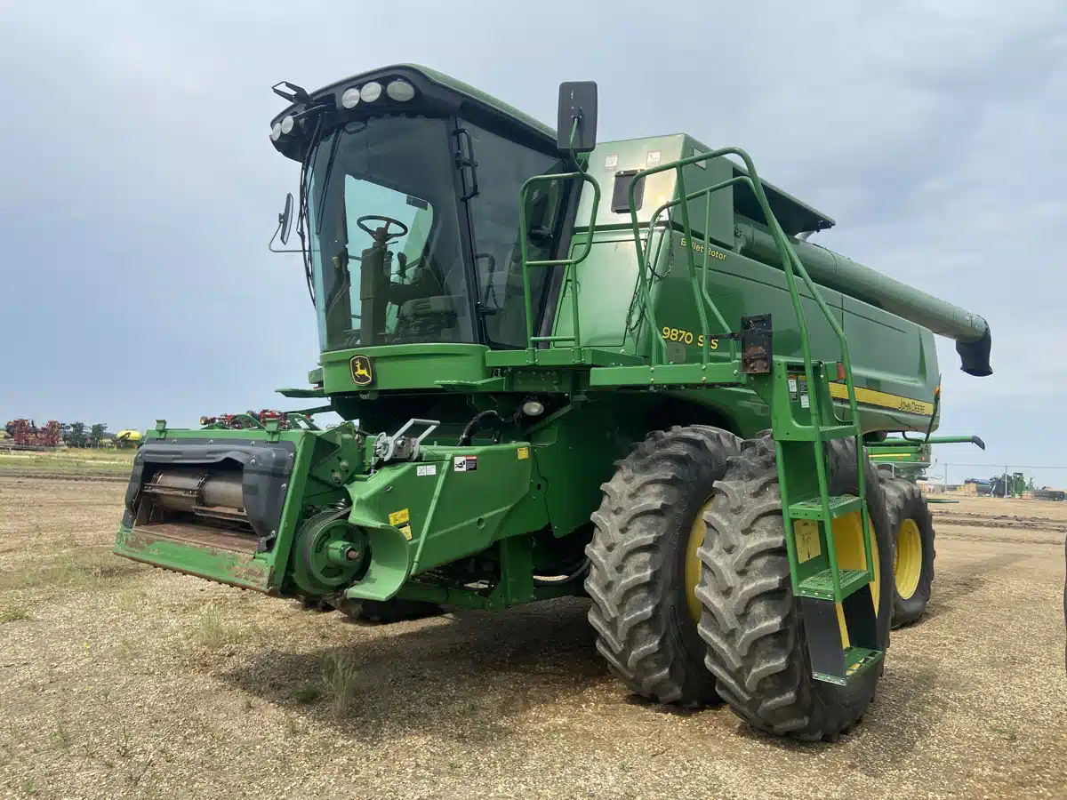 Gallery image 1 for Used 2009 John Deere 9870 STS Combine