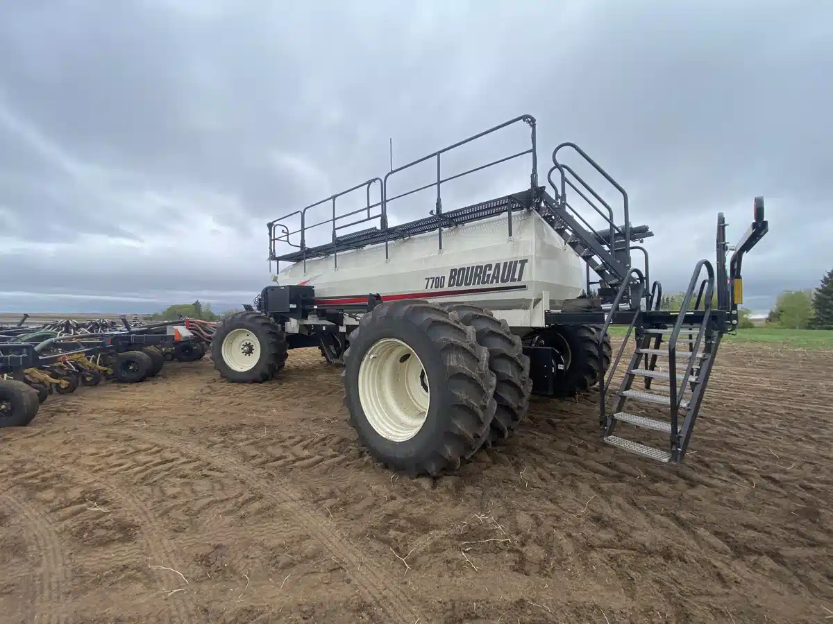 Gallery image 2 for Used 2016 Bourgault 7700 Air Cart