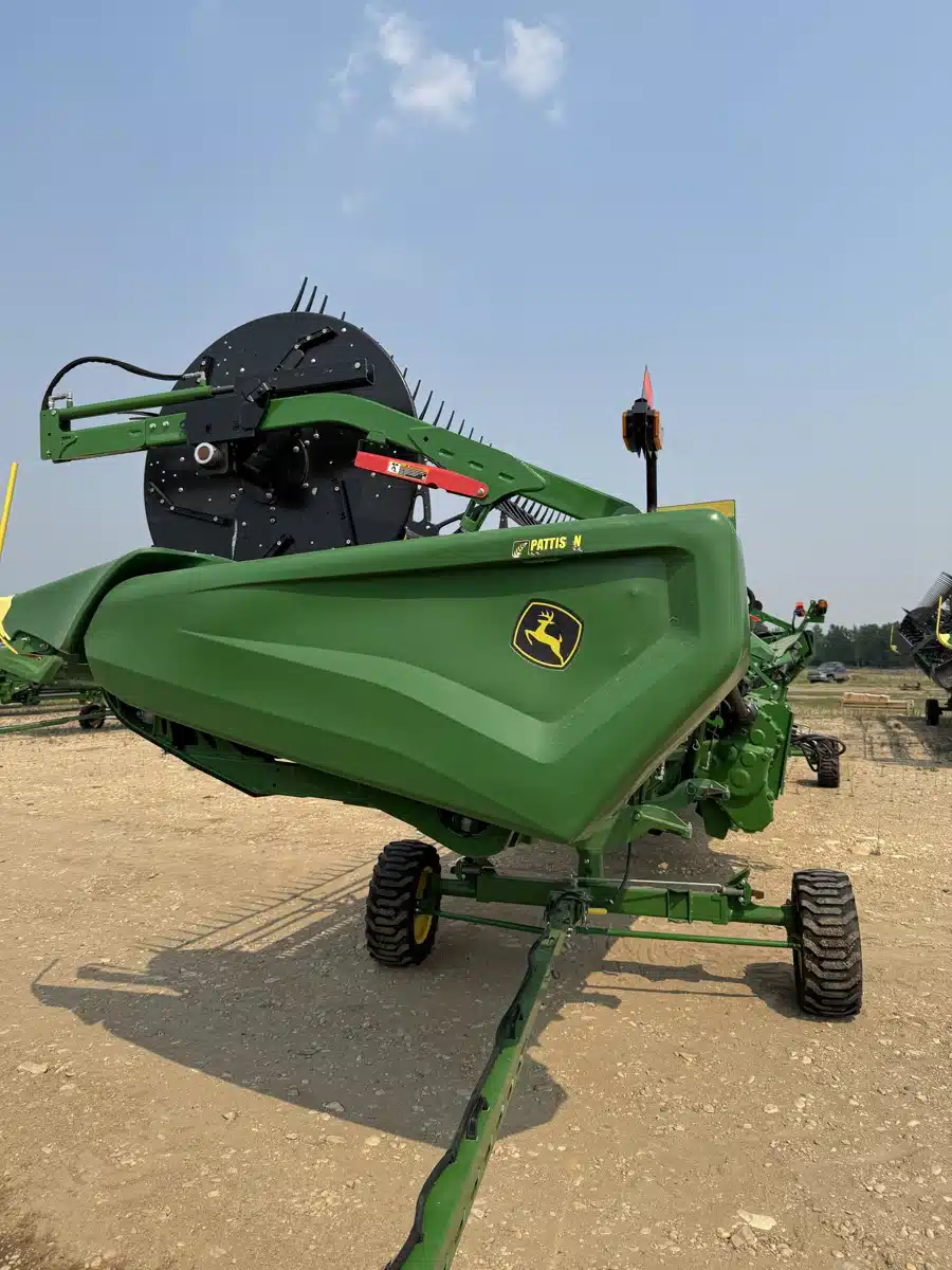 Gallery image 2 for Used 2023 John Deere HD40R Header Combine