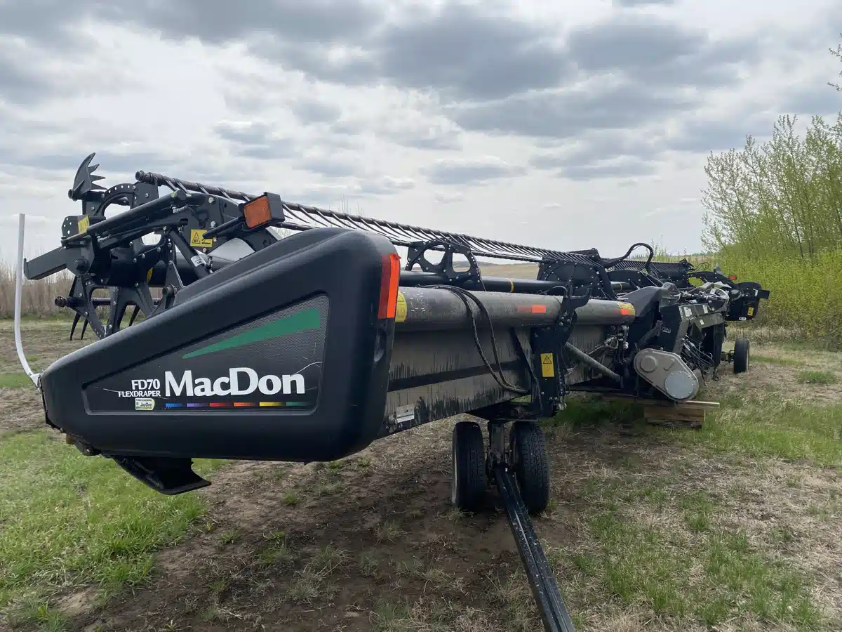 Gallery image 1 for Used 2012 MacDon FD70 Header - Flex Draper
